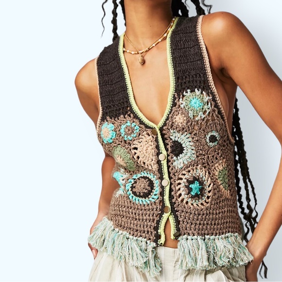 Free People Desert Rose Crochet XS Brown Handcrafted Button Fringe Boho Vest - Picture 4 of 6
